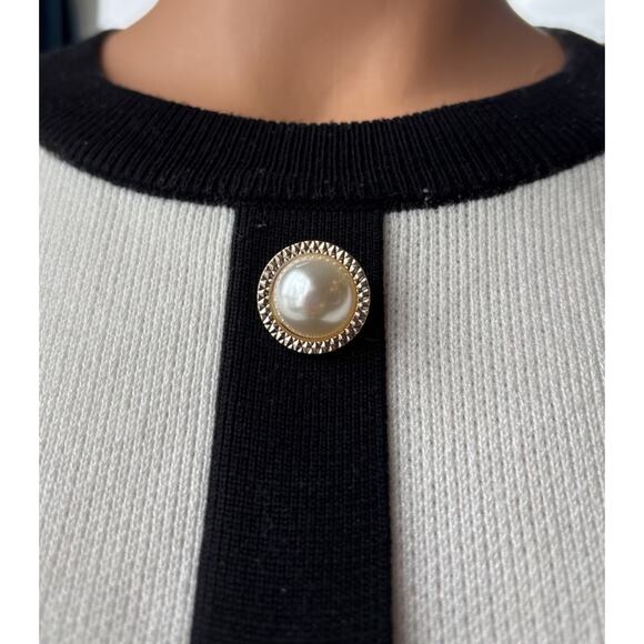 Cherie Collette White Preppy Classic Sweater Size S Buttons Soft - Picture 3 of 5